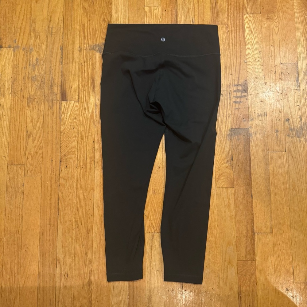 Lululemon Wunder Under Cropped Leggings